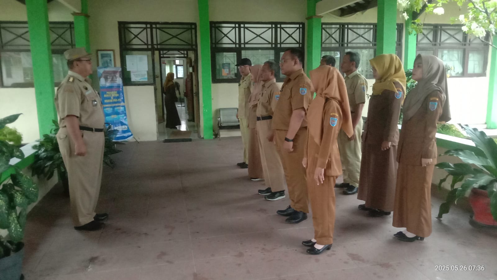 apel-pagi-rutin-pegawai-di-kecamatan-dukuhwaru